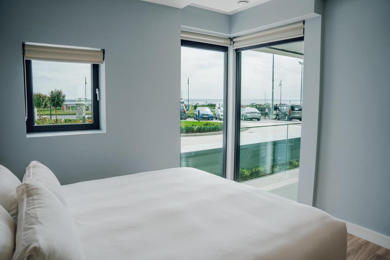 Shoreline Apartments กัลเวย์ ภายนอก รูปภาพ